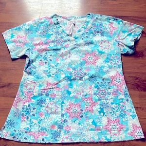 Peaches glittery snowflake scrub top